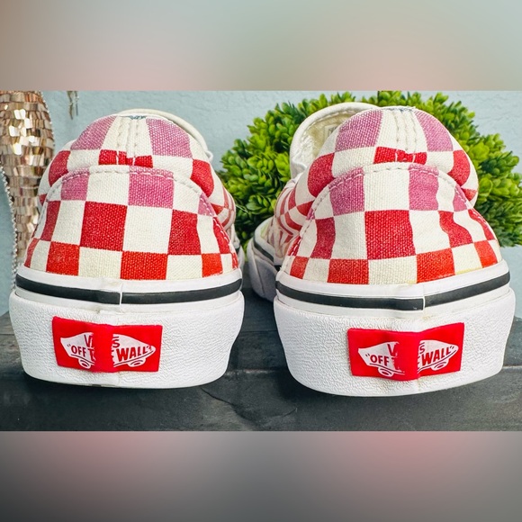 Checkered Slip On Vans - Picture 11 of 12
